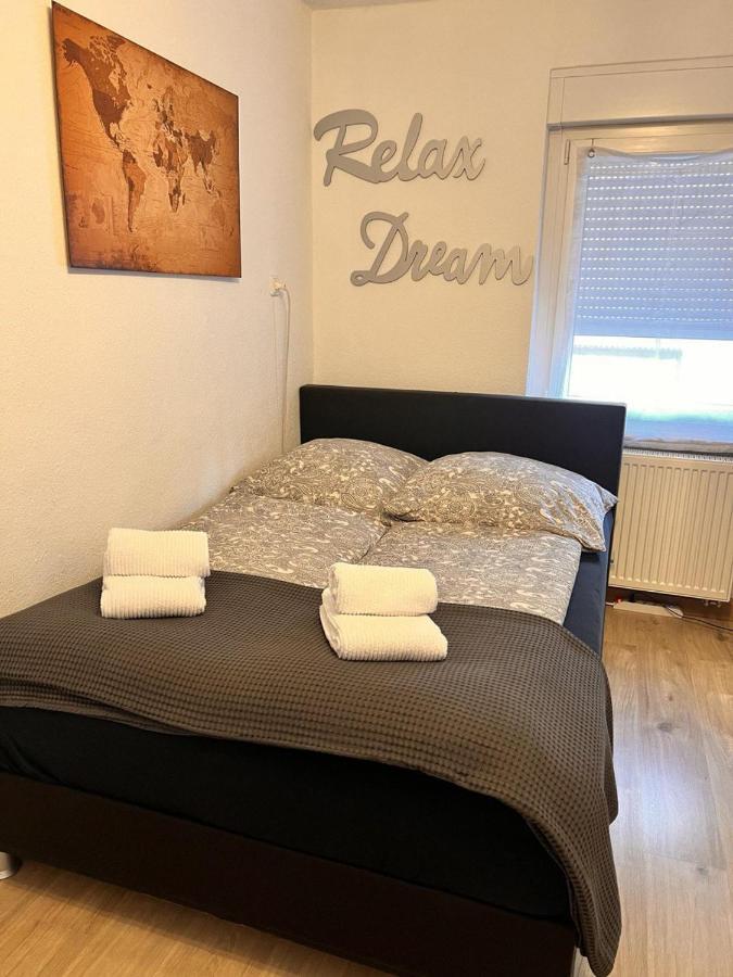 Lovely 1-Bed Apartment In Koblenz Koblenz  Exterior foto